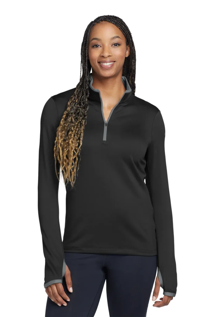 Nike Golf Ladies' Dri-FIT Stretch 1/2-Zip Cover-Up Shirt